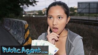 Государственный агент Агент трахает азиатскую красотку Мэй Тай раком порно